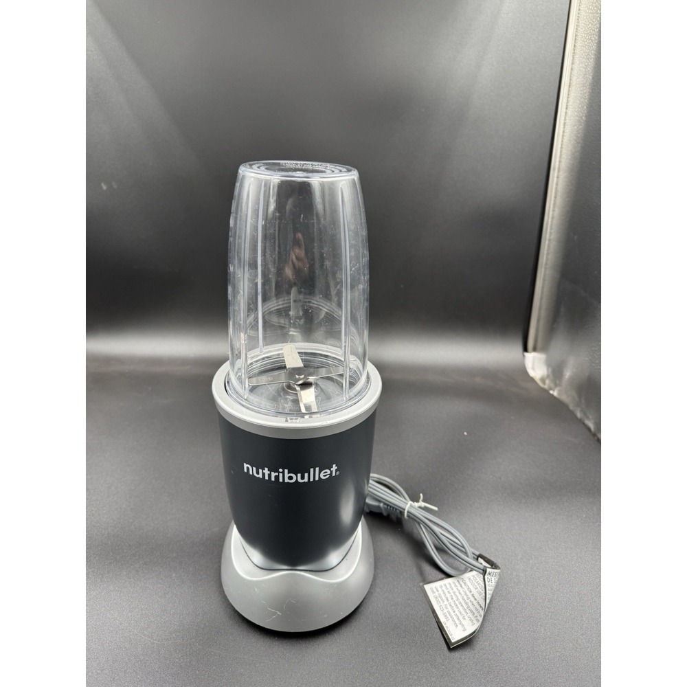 Nutribullet Blender Mixer NB-WL088D-02 Pre-owned Used Silver Clear Cup